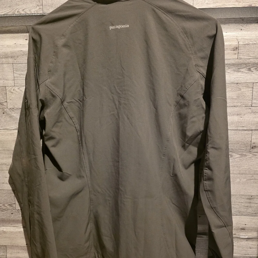 Patagonia Grey Lightweight Full-Zip Shirt Jacket